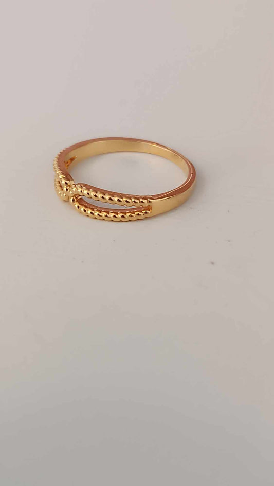 Bague perlée